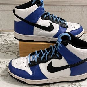 Nike Men’s Dunk High shoes in White, Black and Royal Blue Colorway